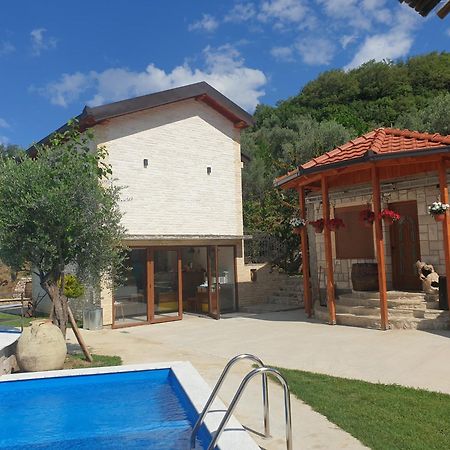 Rustic Villas Barlovic 울친 외부 사진