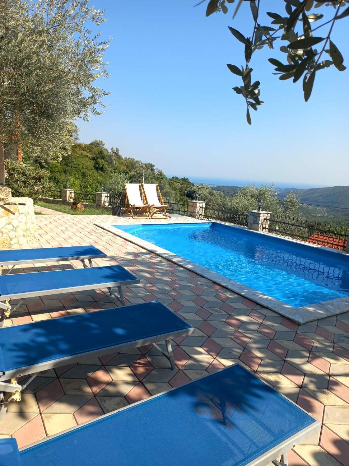 Rustic Villas Barlovic 울친 외부 사진
